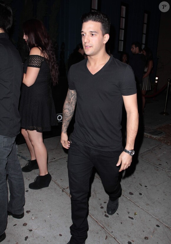 Mark Ballas, de l'emission "Dancing with The Stars", a passe sa soiree au club "Hooray Henry" a West Hollywood. Le 25 septembre 2013 