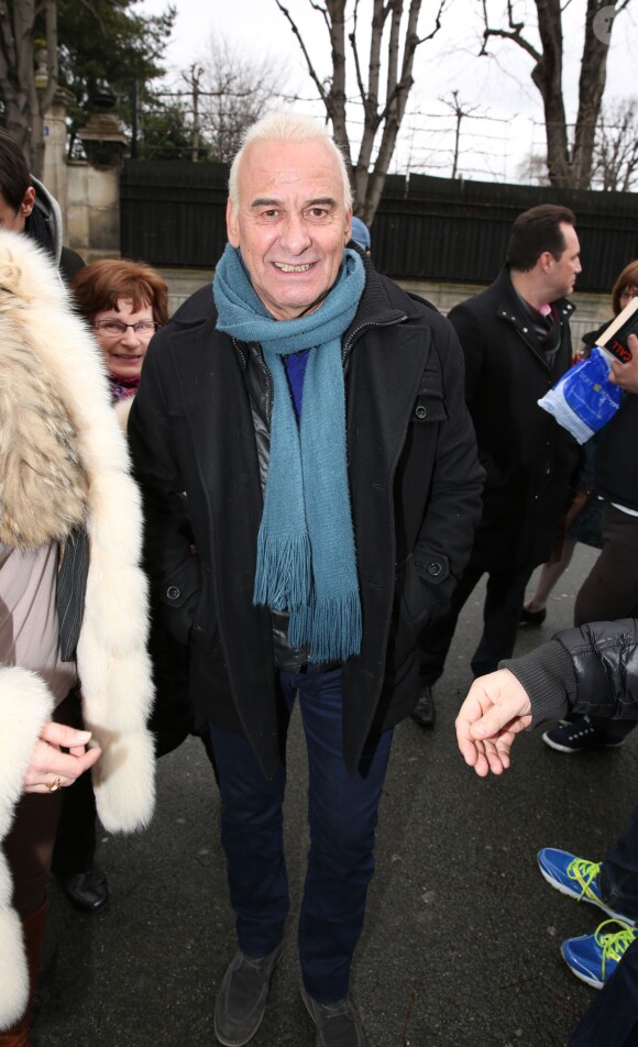 Exclusif - Michel Fugain arrivant à l'enregistrement de l'émission Vivement Dimanche au pavillon Gabriel à Paris, le 25 février 2015.