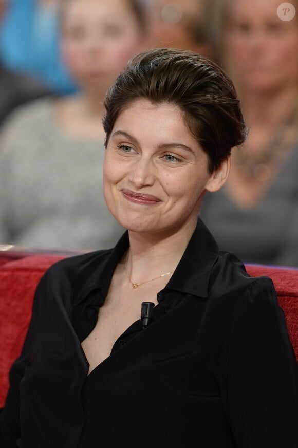 Laetitia Casta - Enregistrement de l'émission Vivement Dimanche à Paris le 25 février 2015. L'émission sera diffusée le 3 mars sur France 2. Invité principal Michel Fugain.