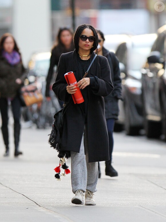Zoe Kravitz se promène dans les rues de New York. Le 9 novembre 2014