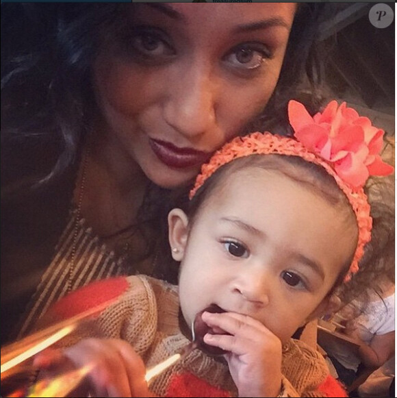 Nia et sa fille, dont Chris Brown serait le papa.