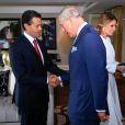 Le prince Charles et Camilla Parker-Bowles étaient chargés d'accueillir le président du Mexique Enrique Peña Nieto et sa femme Angelica Rivera, à l'hôtel Intercontinental à Londres, le 3 mars 2015, lors de leur visite d'Etat de trois jours.