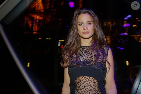 Lucie Lucas (série "Clem") - People en front row au défilé de mode "Fatima Lopes", collection prêt-à-porter automne-hiver 2015/2016 à la Tour Eiffel, à Paris. Le 7 mars 2015