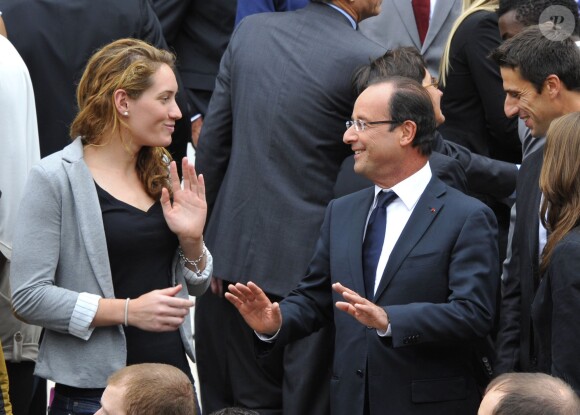 Camille Muffat et François Hollande à l'Elysée, le 17 septembre 2012
