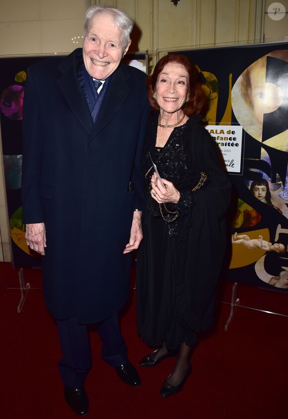 Professeur Christian Cabrol et sa femme Bérangère d'Autun au Gala de l'enfance maltraitée à la Salle Gaveau à Paris le 9 mars 2015.