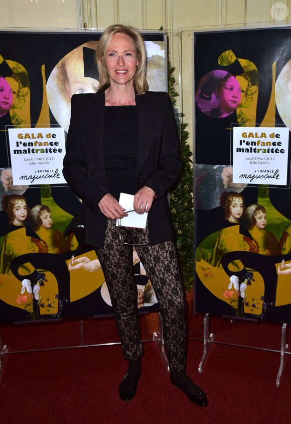 Alexandra Vandernoot au Gala de l'enfance maltraitée à la Salle Gaveau à Paris le 9 mars 2015.