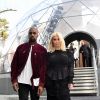 Kim Kardashian et Kanye West assistent au défilé Louis Vuitton automne-hiver 2015-2016 à la Fondation Louis Vuitton. Paris, le 11 mars 2015.