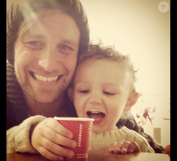 Kian Egan a ajouté une photo à son compte Instagram avec son fils Koa, le 17 janvier 2014