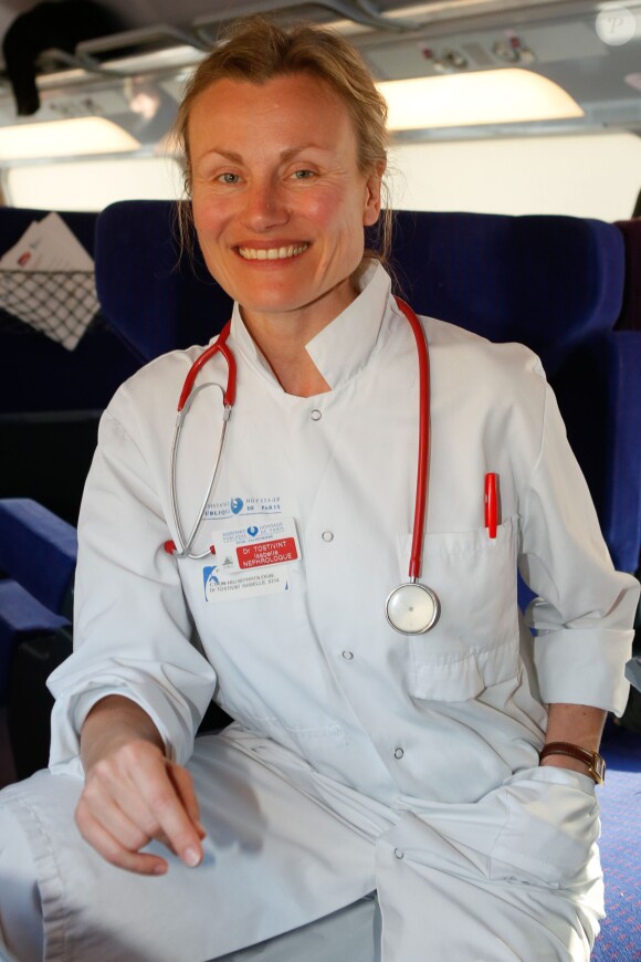 Exclusif - Isabelle Tostivint (chargée de communication scientifique de la fondation du rein) - Opération T'rein dans le cadre de la journée mondiale du rein à bord du TGV Paris-Marseille le 12 mars 2015. 