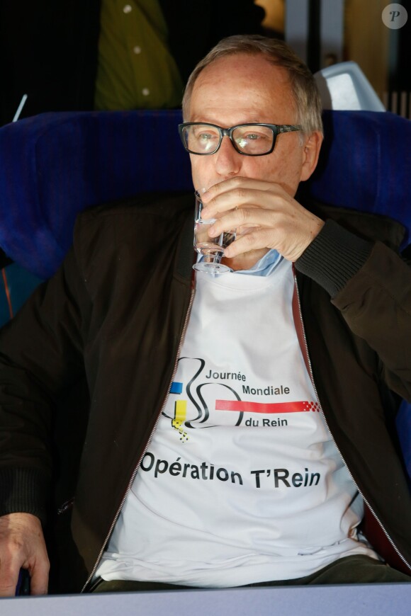 Exclusif - Fabrice Luchini - Opération T'rein dans le cadre de la journée mondiale du rein à bord du TGV Paris-Marseille le 12 mars 2015. 