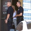 La chanteuse Gwen Stefani a appelé la police pour signaler un homme qui la suivait alors qu'elle se rendait à sa séance d'acupuncture avec son fils Apollo, à Los Angeles, le 16 mars 2015. 
