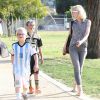 Gwen Stefani emmène ses enfants Kingston, Zuma et Apollo à un match de football à Studio City, le 14 mars 2015
