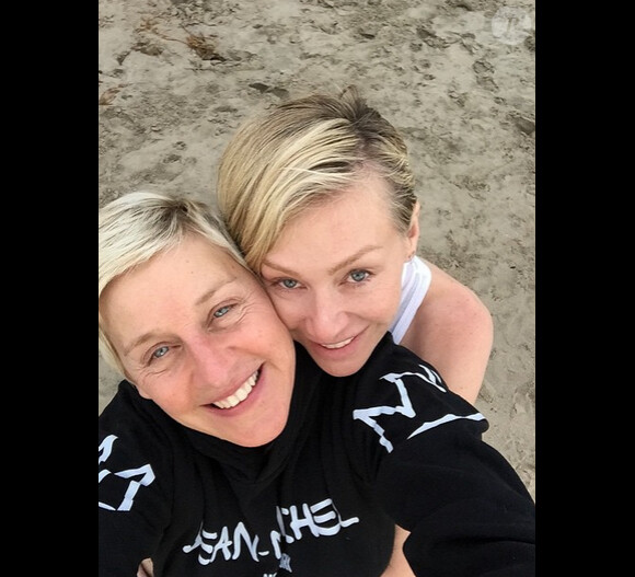 Le 26 janvier 2015, Ellen DeGeneres a partagé une photo en compagnie de sa femme Portia de Rossi sur le réseau social Twitter.