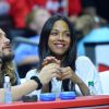 Zoe Saldana, sa soeur Cisely, son mari Marco Perego et Jared Lehr regardent le match de basket-ball opposant L.A. Clippers et Washington à Los Angeles, le 20 mars 2015