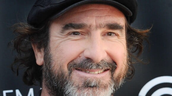 Eric Cantona : Slip de bain et natation synchronisée pour la légende du football