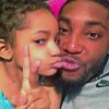 Devon Still avec sa fille Leah (4 ans), enfin guérie de son cancer - mars 2015