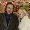 Nicoletta et son mari Jean-Christophe Molinier à la soirée d'ouverture de la Foire du Trône, organisée au profit du Secours populaire à Paris le 27 mars 2015.