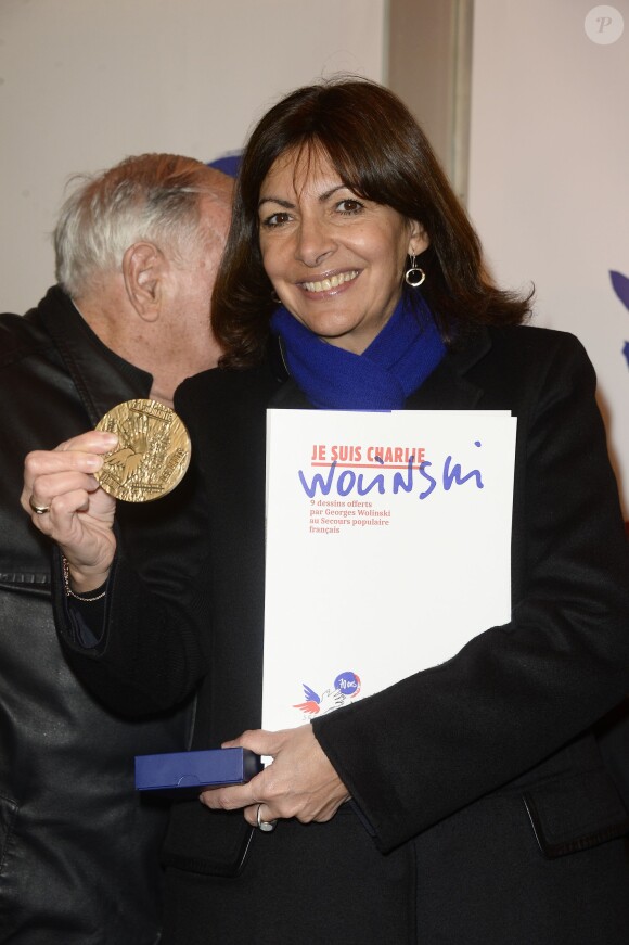 Anne Hidalgo à la soirée d'ouverture de la Foire du Trône, organisée au profit du Secours populaire à Paris le 27 mars 2015.