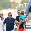 Exclusif - Elton John, son compagnon David Furnish et leurs fils Elijah et Zachary rentrent sur Nice après avoir passé la journée à Saint-Tropez, le 19 août 2014
