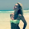 Caroline Receveur : Beauté divine à Miami en bikini