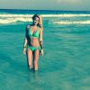Caroline Receveur : Beauté fatale en bikini à Miami