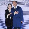 Nana Mouskouri et Nikos Aliagas - Photocall de la soirée de vernissage de l'exposition "Jean Paul Gaultier" au Grand Palais à Paris, le 30 mars 2015.