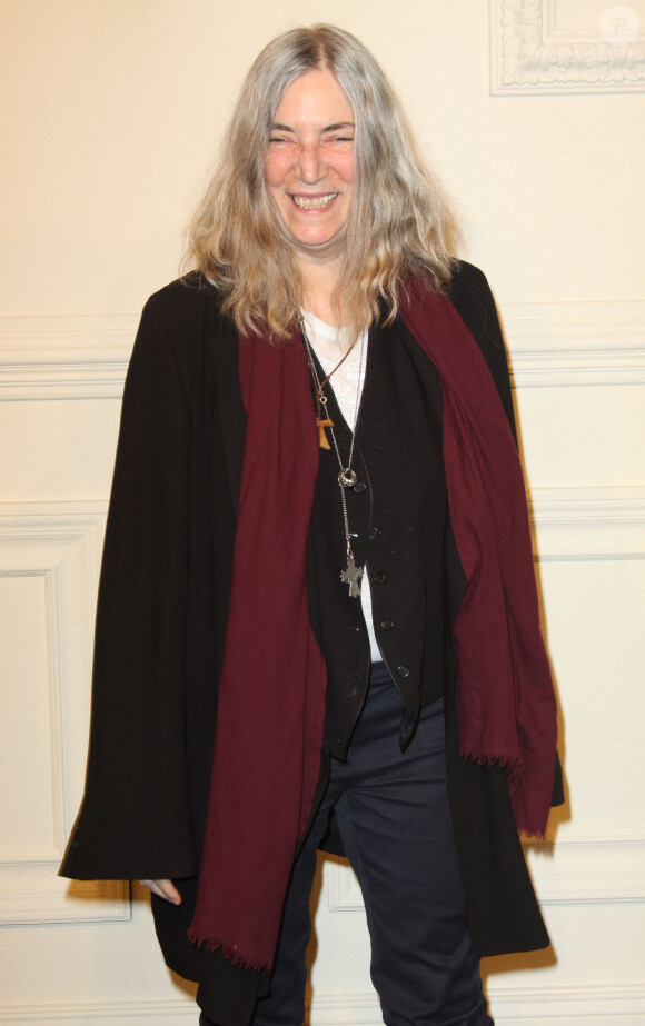 Patti Smith - Photocall lors de la présentation de la collection Chanel Paris-Salzburg 2014/2015 en l'honneur des Métiers d'Arts à New York, le 31 mars 2015.