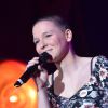 Anne Sila - Les 12 finalistes de 'The Voice' saison 4 chantent pour l'association "Tout Le Monde Chante Contre Le Cancer" pour les enfants malades à Disneyland Paris le 29 mars 2015