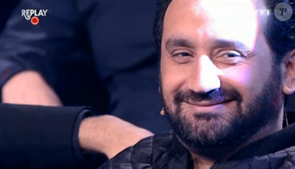 Cyril Hanouna et son regard coquin dans Vendredi tout est permis sur TF1 le vendredi 3 avril 2015.