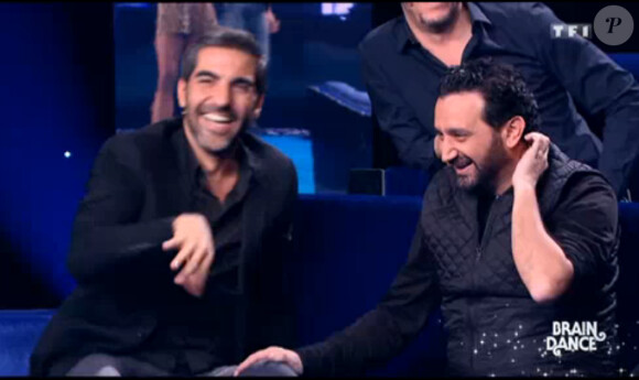 Ary Abittan et Cyril Hanouna dans Vendredi tout est permis sur TF1 le vendredi 3 avril 2015.