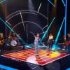 Mika chante son nouveau single, Talk about you - Premier live de The Voice 4 sur TF1. Samedi 4 avril 2015.