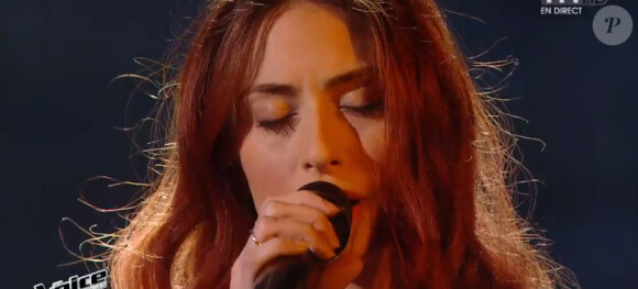 Le Talent Hiba a chanté hier soir Everytime de Britney Spears - Premier live de The Voice 4 sur TF1. Le 4 avril 2014.