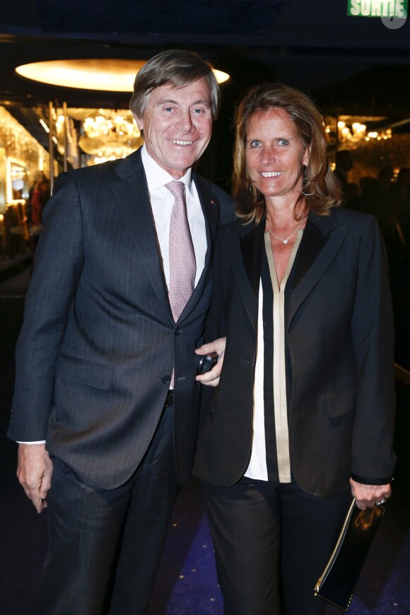 L'ambassadeur de Belgique Patrick Vercauteren Drubbel et sa femme Alexandra - Présentation de la nouvelle revue "Paris Merveilles" du Lido à Paris le 8 avril 2015.