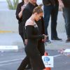 Jennifer Lopez et Casper Smart à la sortie du plateau de 'American Idol' à Hollywood. Le 8 avril 2015 