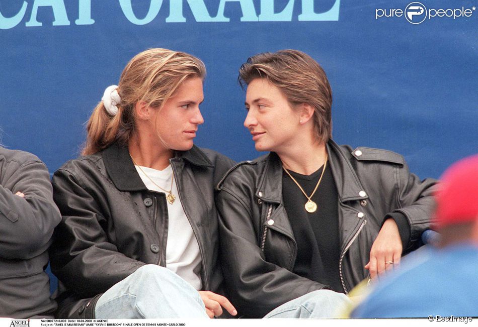  Amélie Mauresmo et Sylvie Bourdon lors de la finale de l&#039;Open de tennis de Monte-Carlo, le 18 avril 2000 