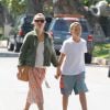 Reese Witherspoon fait du shopping en famille, avec son mari Jim Toth, Deacon à Bristol Farms à Santa Monica, le 11 avril 2015.