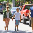  Reese Witherspoon avec son fils Deacon, son mari Jim Toth et son petit dernier Tennessee, &agrave; Santa Monica, Los Angeles, le 11 avril 2015. 