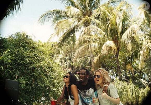 Cassie, Diddy et Khloé Kardashian à Miami. Photo publiée le 30 mars 2015.