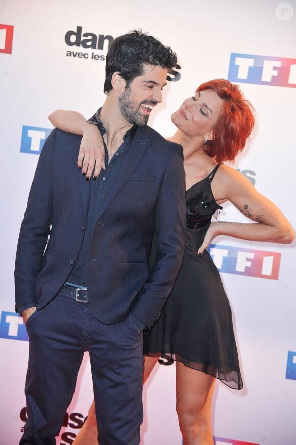 Miguel Angel Munoz et la danseuse Fauve Hautot - Photocall de présentation de la nouvelle saison de "Danse avec les Stars 5" au pied de la tour TF1 à Paris, le 10 septembre 2014.