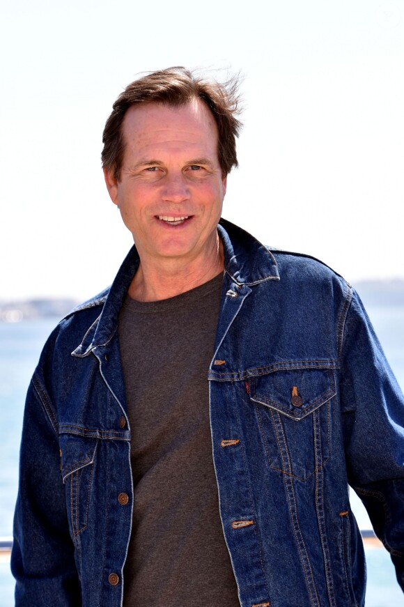 L'acteur américain Bill Paxton lors du photocall de la série "Texas Rising" dans le cadre du MIPTV 2015 à Cannes le 13 avril 2015 qui se déroule au Palais des Festivals du 13 au 16 mai. 