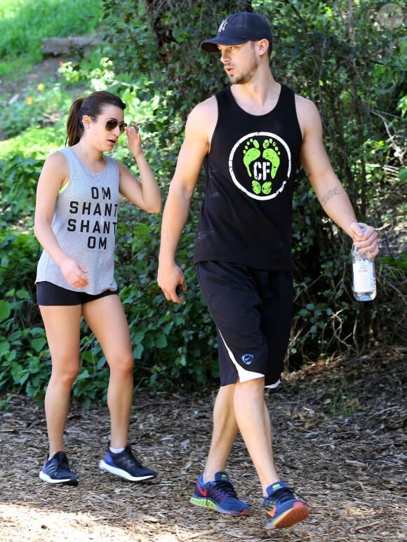 Lea Michele et son petit ami Matthew Paetz sont allés se promener à Studio City, le 7 mars 2015 