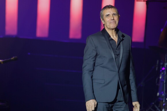 Julien Clerc en concert au Palais des Sports de Paris le 17 mars 2015.
