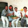Bernard Montiel, Maïté, Camille Casabianca et un cuisinier du Byblos à Saint Tropez le 9 aout 1995