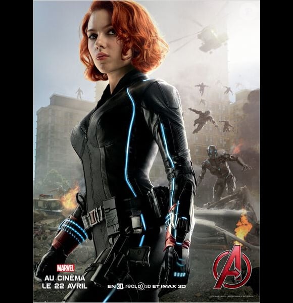 Scarlett Johansson interprète Natasha Romanoff, aka Black Widow (la Veuve Noire en VF) dans la saga Avengers.