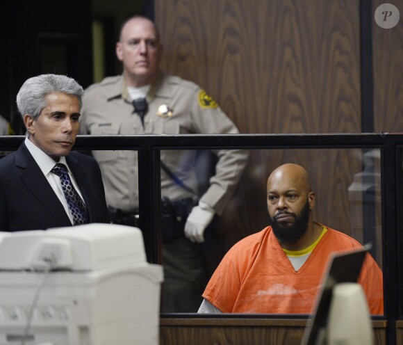 Suge Knight et son avocat comparaissent au tribunal de Compton. Le 3 février 2015.