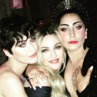 Lady Gaga dans les bras de Madonna : Fin de la guerre au MET Gala 2015 ?