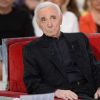 Charles Aznavour participe à l'enregistrement de Vivement dimanche sur France 2, le 29 avril 2015 (émission diffusée : le 3 mai 2015 sur France 2).