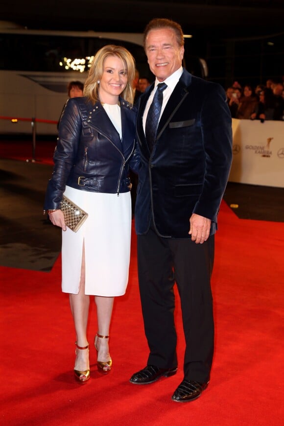 Arnold Schwarzenegger et sa compagne Heather Milligan - Arrivées à la cérémonie des Goldene Kamera à Hambourg le 27 février 2015 