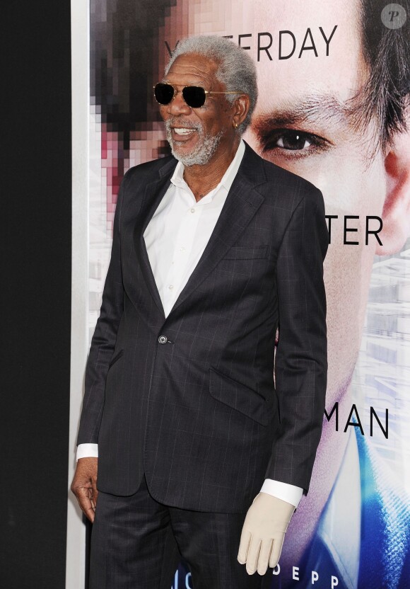 Morgan Freeman lors de la première du film "Transcendance" à Los Angeles, le 10 avril 2014