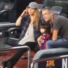 Shakira (enceinte) et son fils Milan vont encourager Gerard Piqué et le FC Barcelone au Camp Nou le 18 octobre 2014 